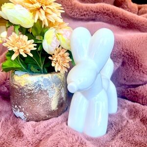White Porcelain Balloon Dog